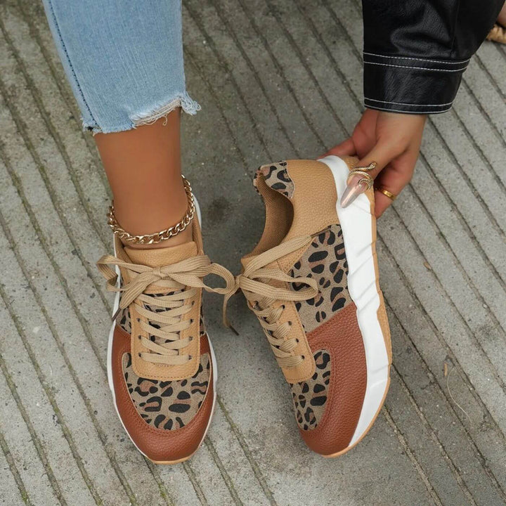 Elora™ - Orthopädische Leopard Sneakers