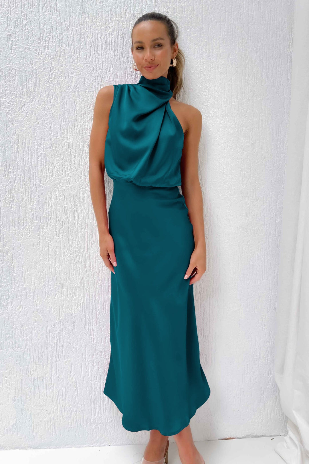 Theresa - Langes Kleid mit Halterneck