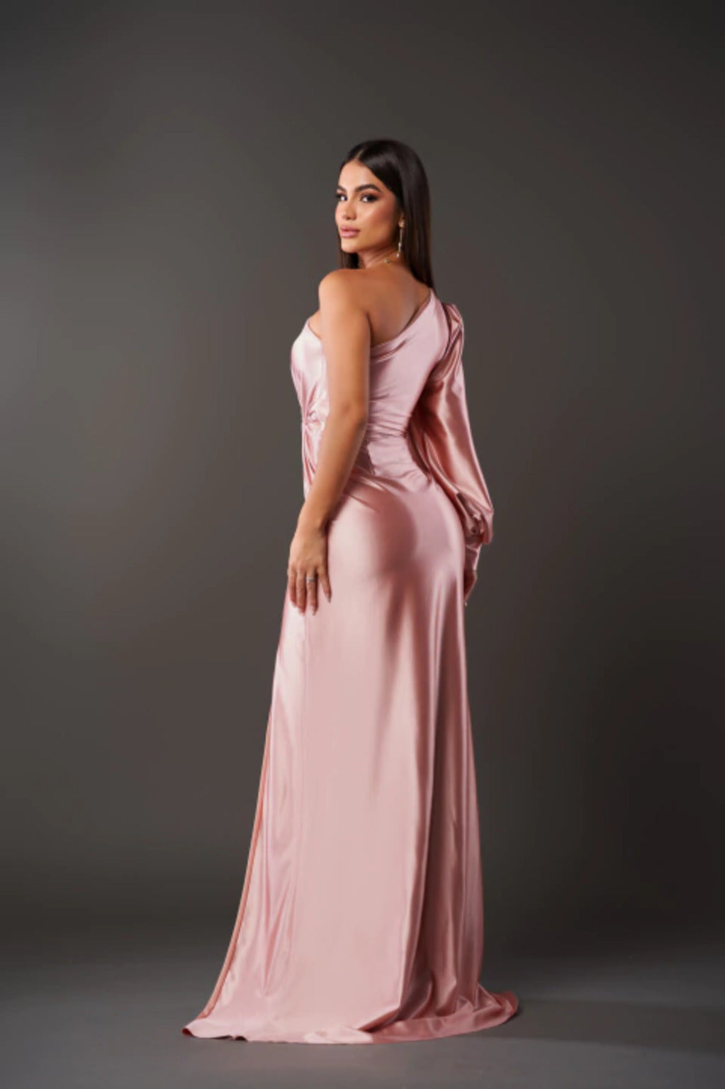 Elsa - Elegantes Kleid mit Finesse