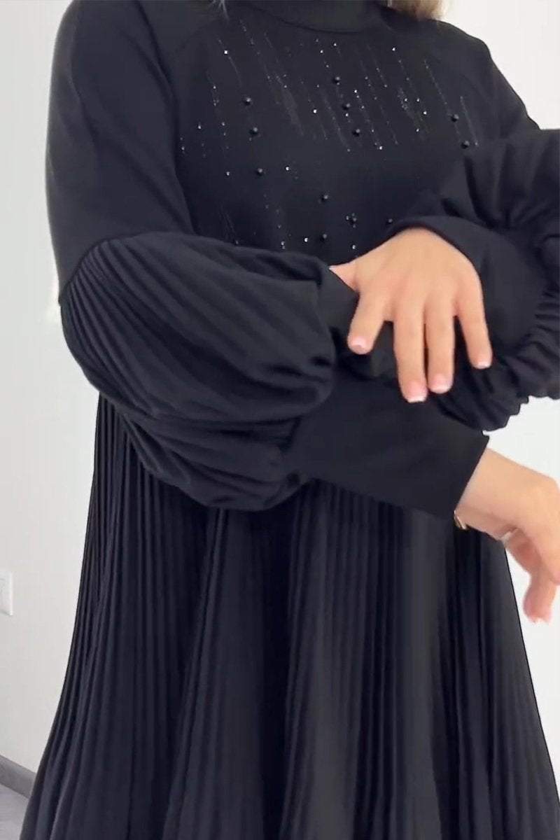 Anja - Faltenkleid mit taillenbedeckendem Schnitt